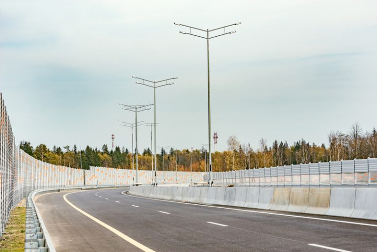 Vägskydd staket buller